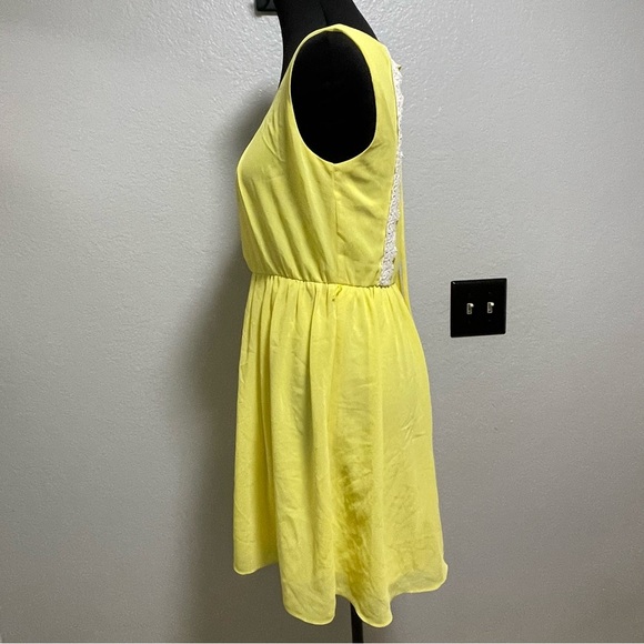Papaya Sun Yellow Sleeveless Knee Length Spring Dress Size MEDIUM - Picture 5 of 8